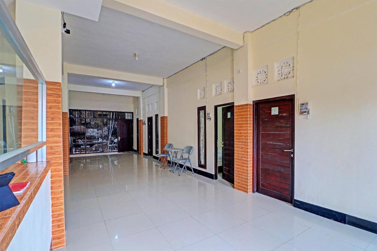 Oyo 91864 Holistic Stay Jimbaran Bagian luar foto