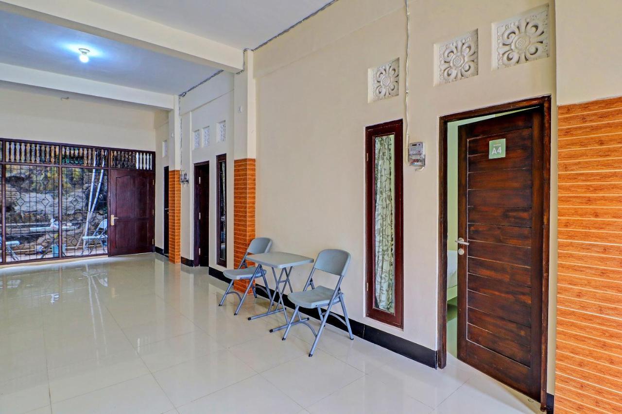 Oyo 91864 Holistic Stay Jimbaran Bagian luar foto