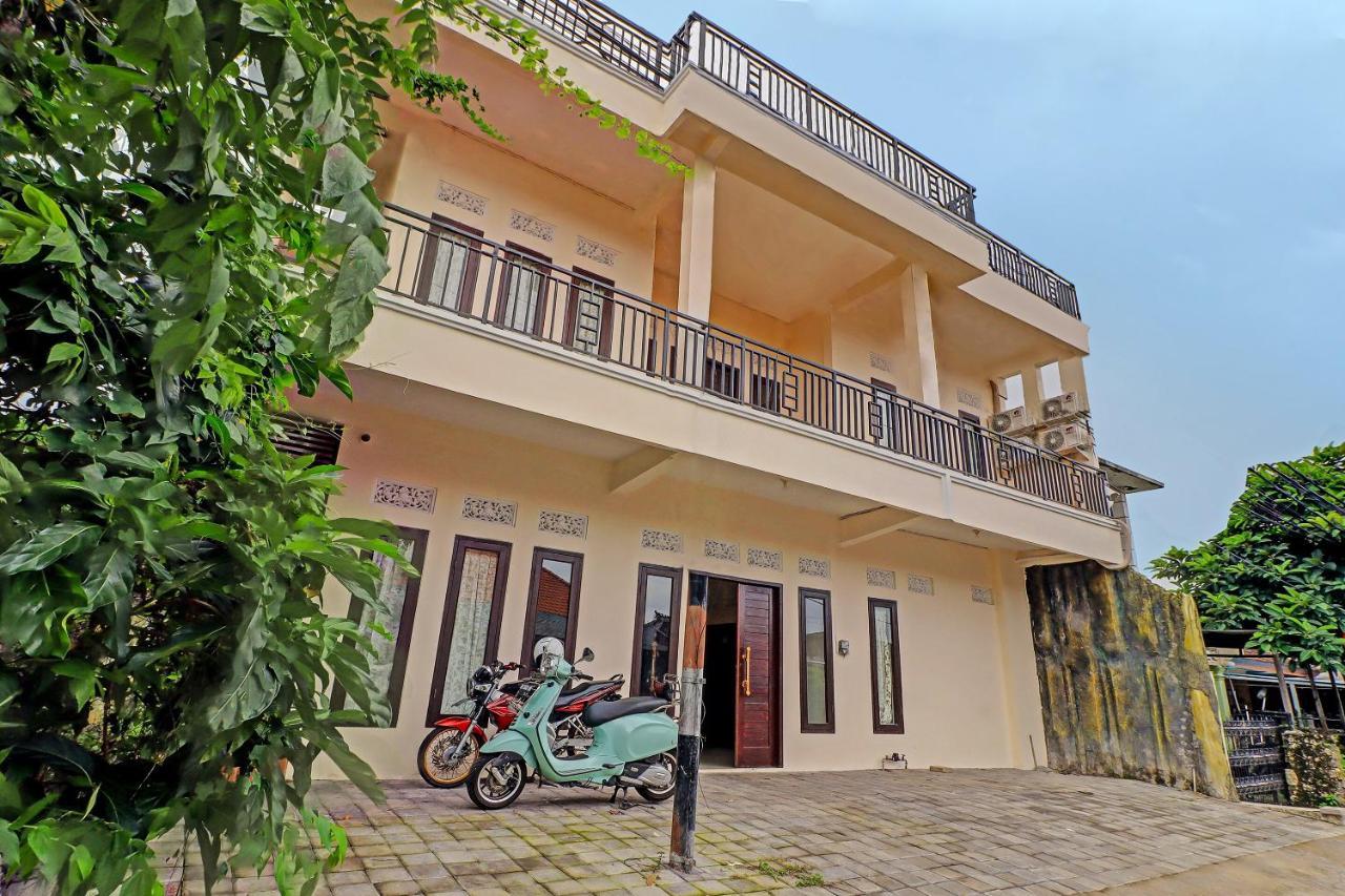 Oyo 91864 Holistic Stay Jimbaran Bagian luar foto