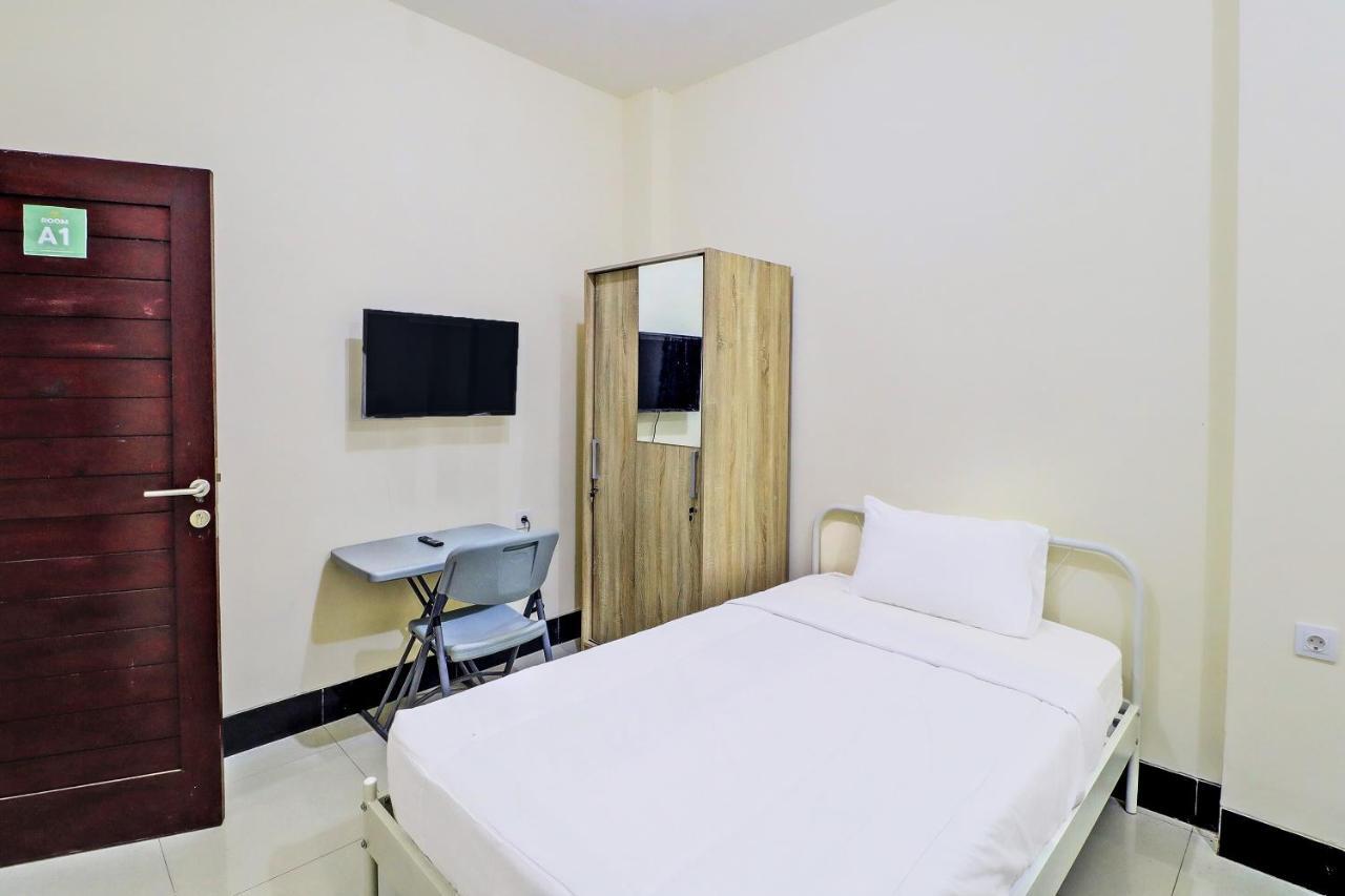 Oyo 91864 Holistic Stay Jimbaran Bagian luar foto